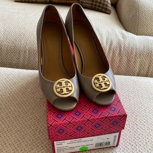Tory burch wedges